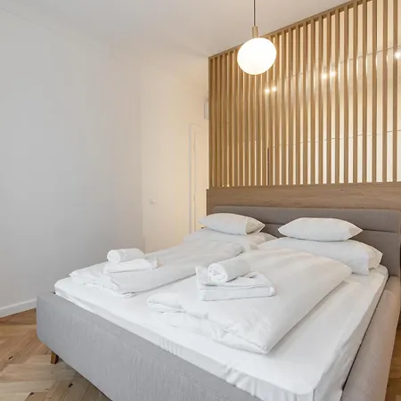 Apartment Ambient Aura