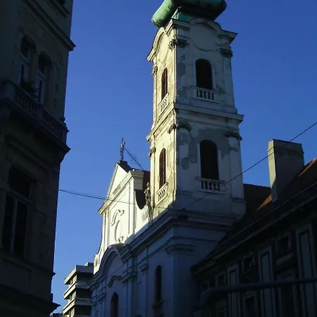 Ambient Aura Lägenhet Budapest