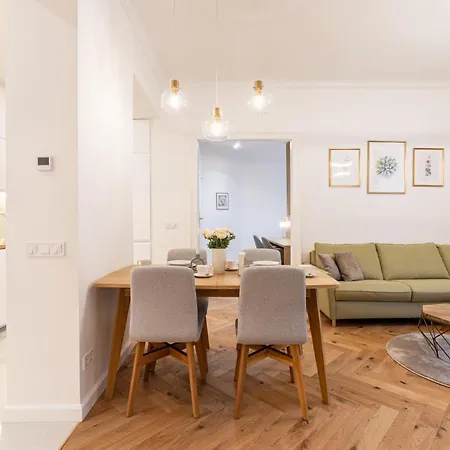 Ambient Aura * Budapeşte